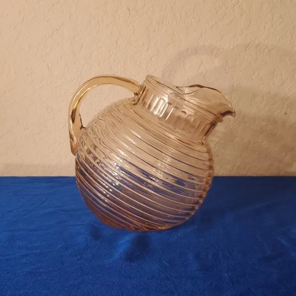 Manhattan Depression Glass Pink Water Tilt Pitcher by Anchor Hocking 80 oz. - Picture 5 of 8